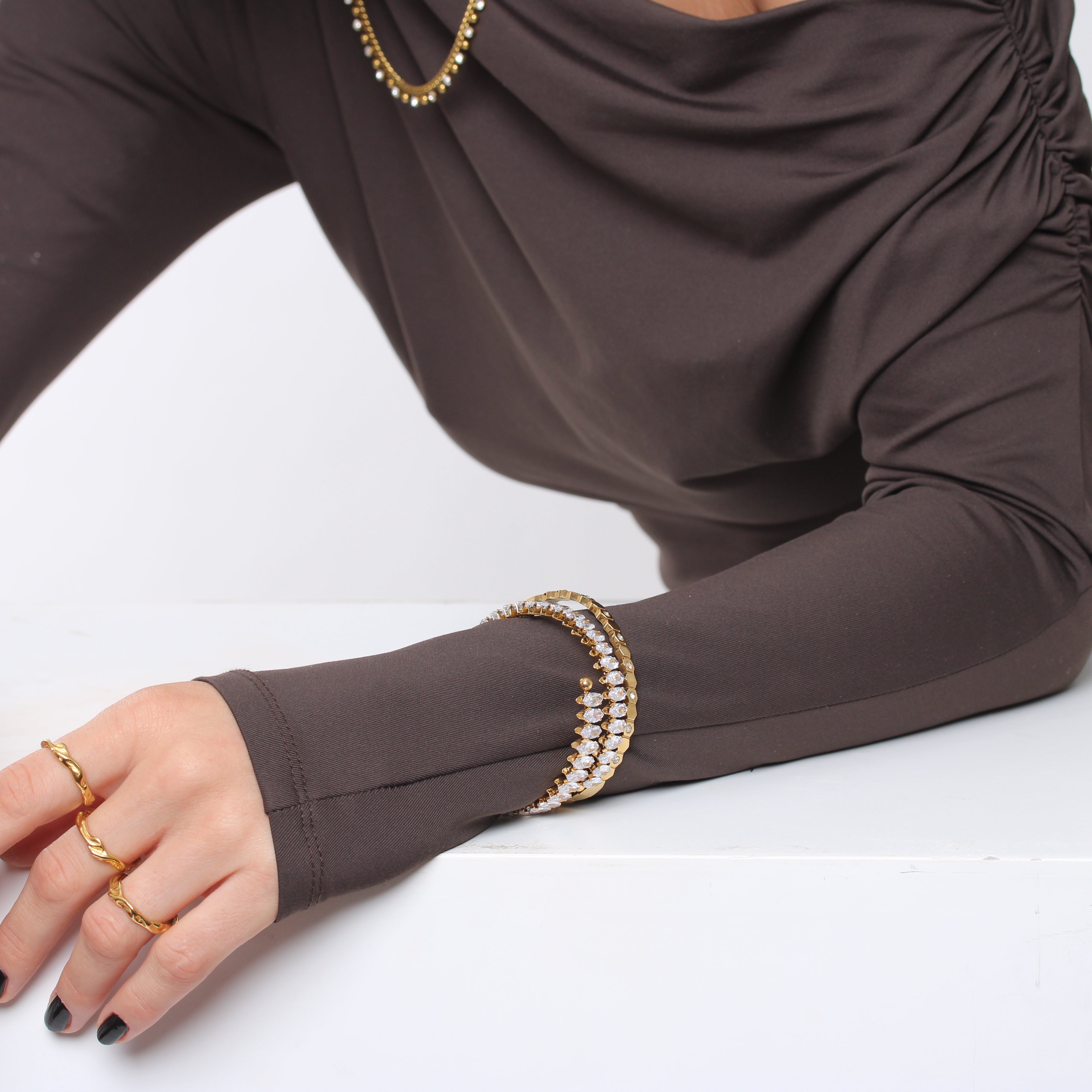 Bracelete Luxury com pedras Marquise - Banho em Ouro 18K