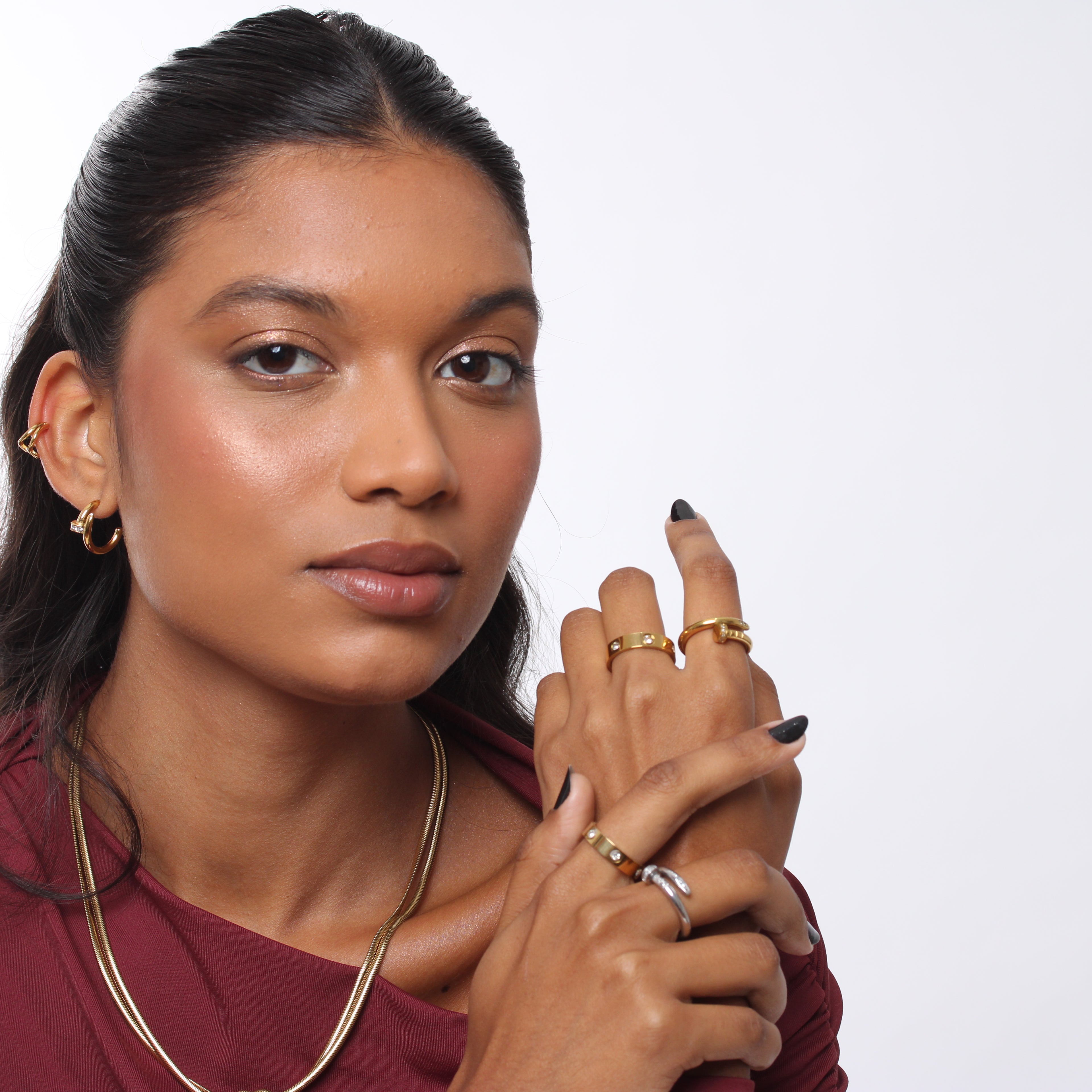 Anel Prego com Brilhantes- Banho em Ouro 18K