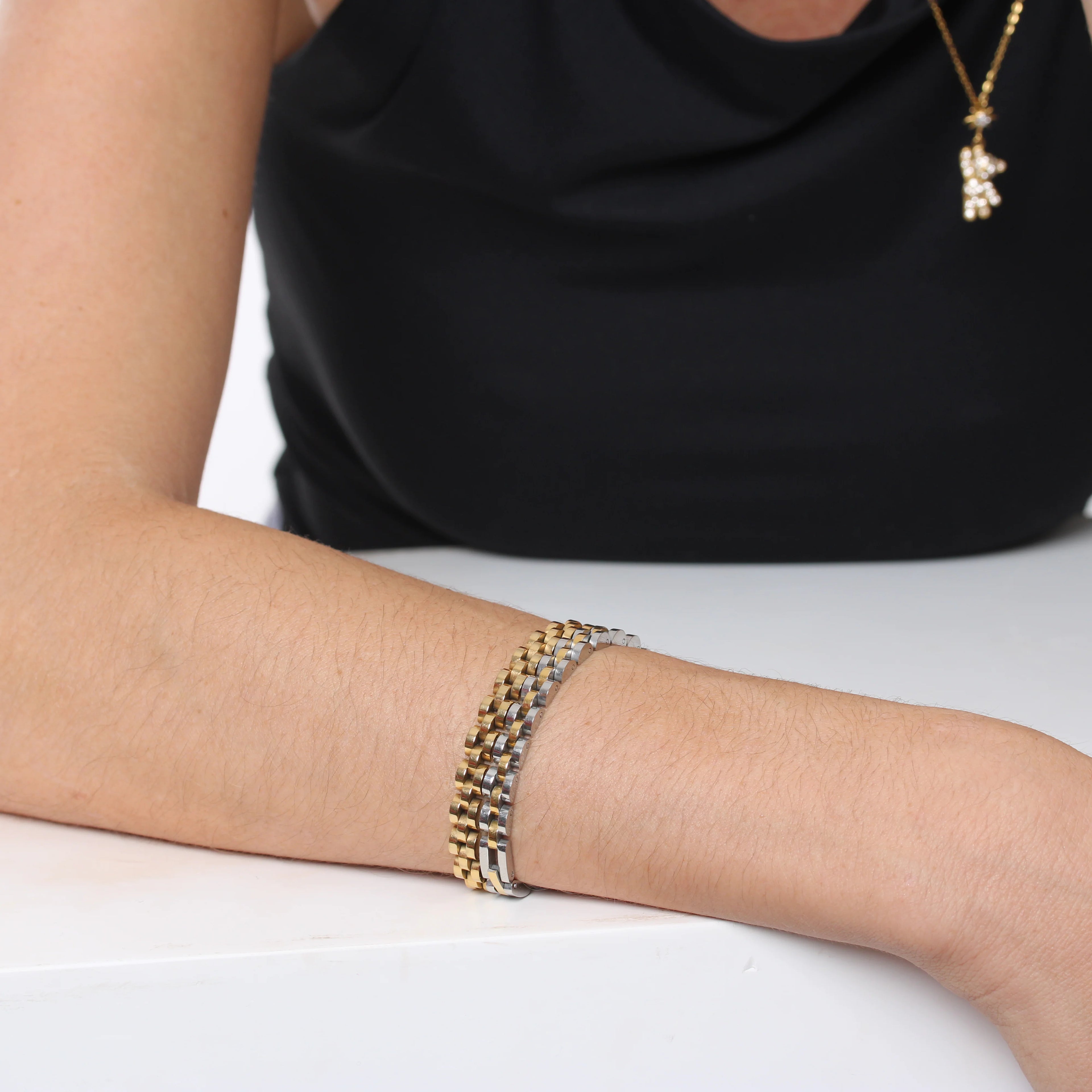 Pulseira Watch Band - Banho em Ouro 18K