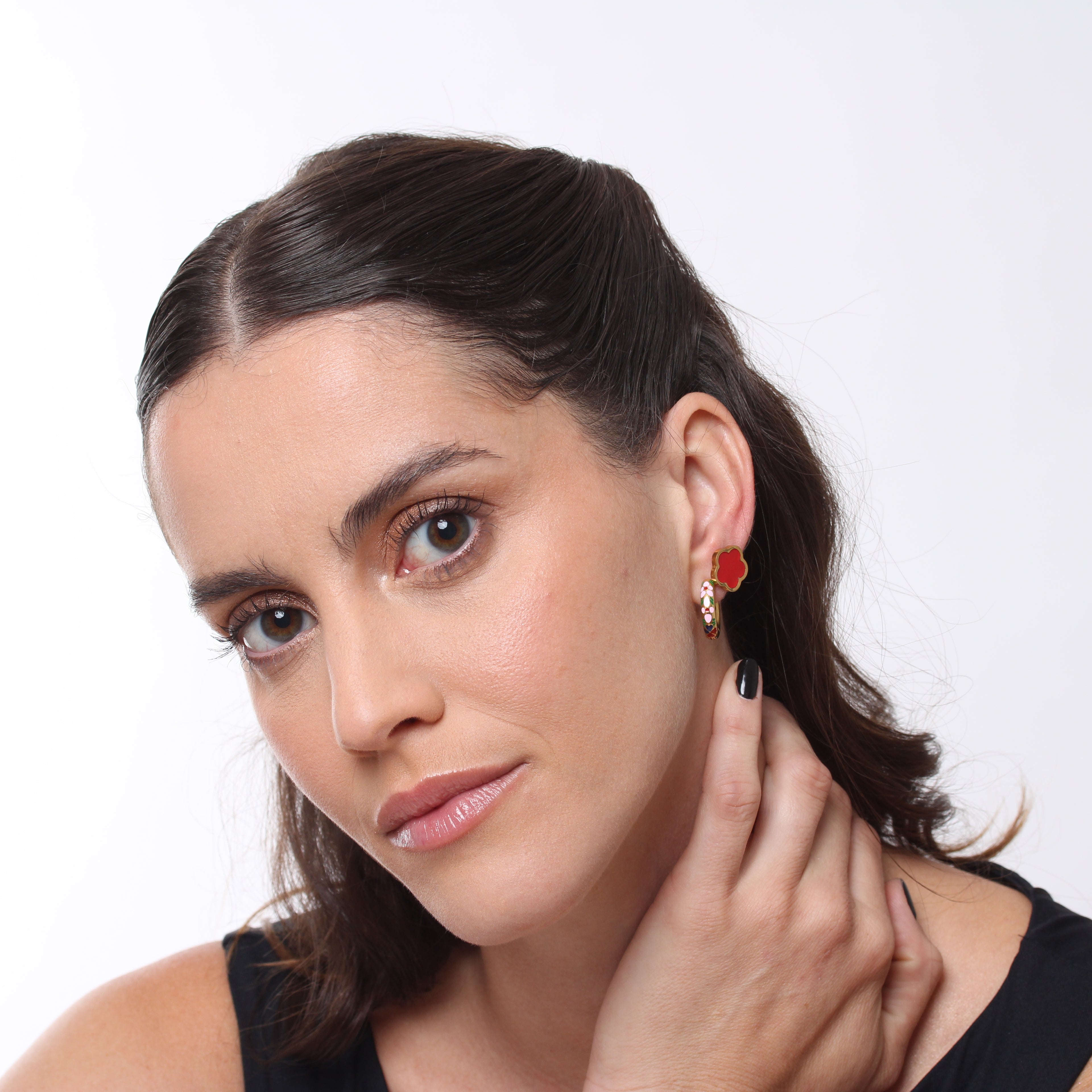 Brinco Flower Hoop - Banho em Ouro 18K