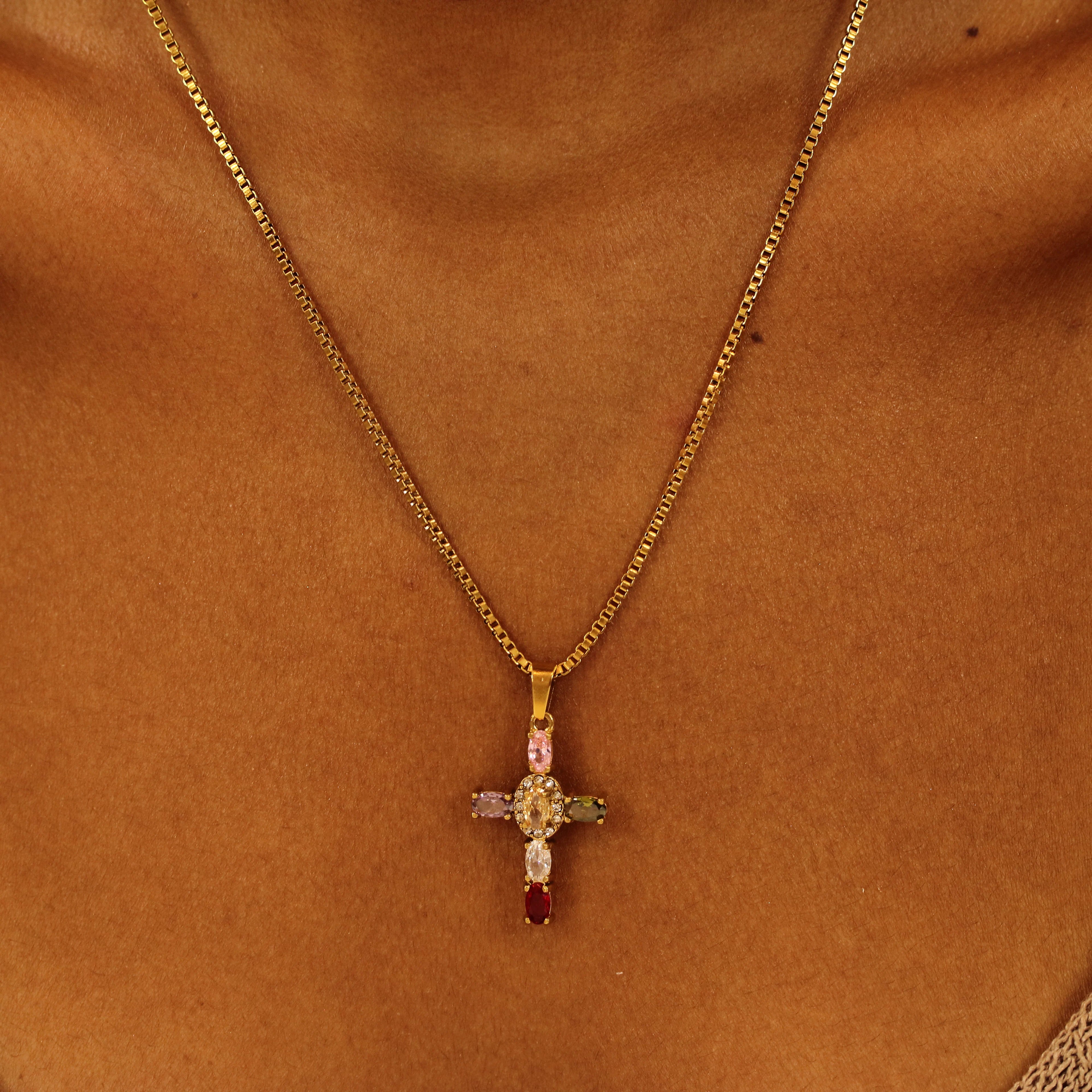 Colar Celestiè - Banho em Ouro 18K