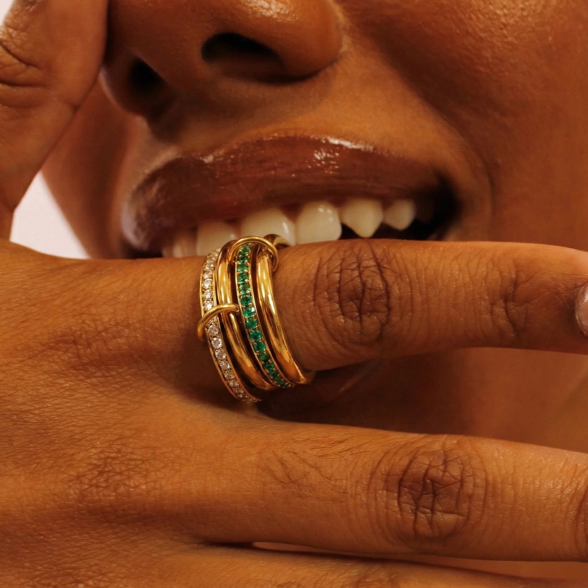 Anel Trovelle Ties - Banho em Ouro 18K