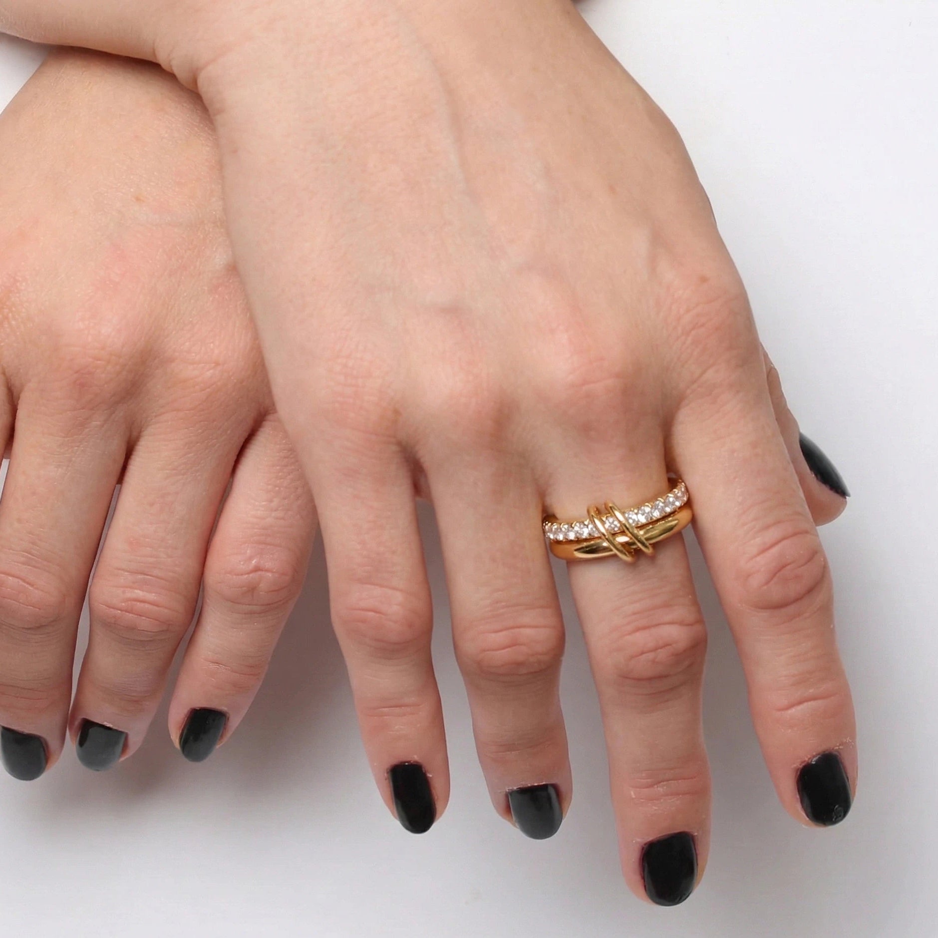 Anel Sparkly Ties - Banho em Ouro 18K