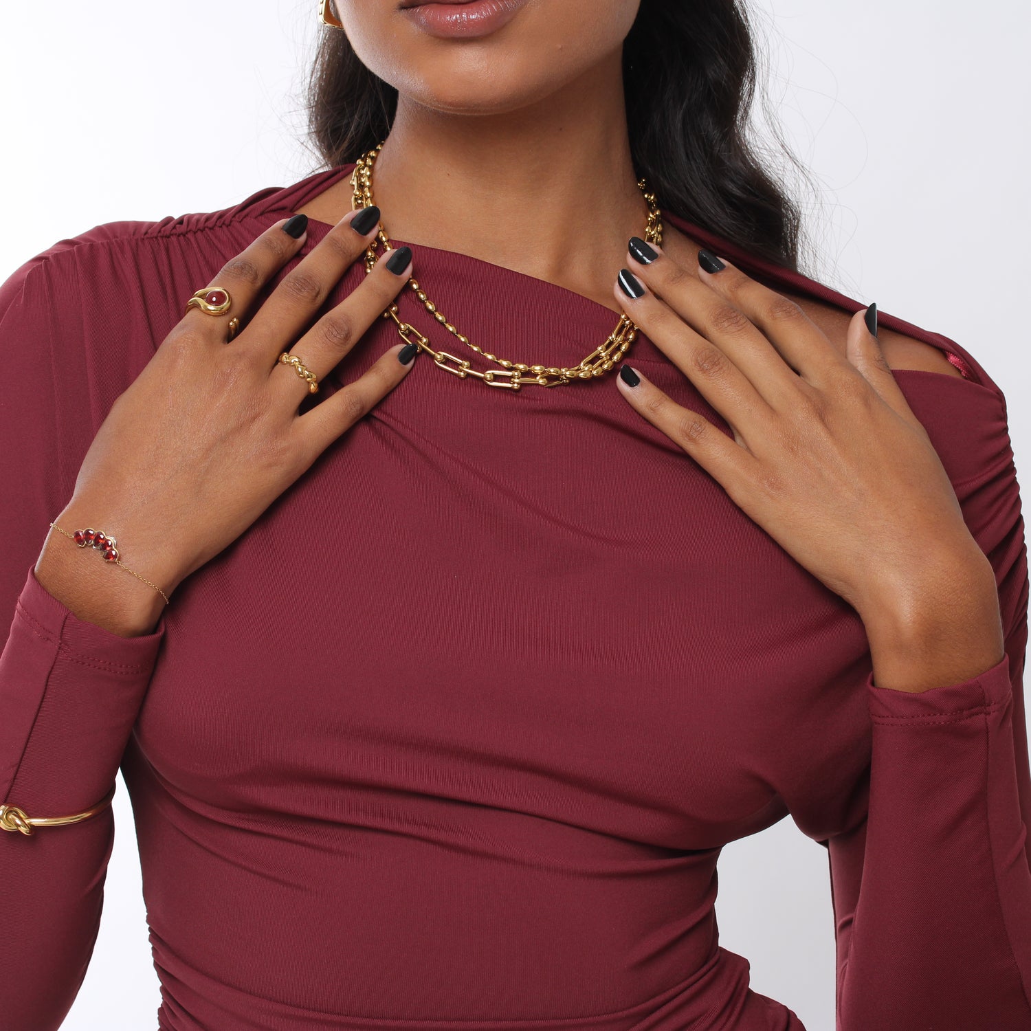 Colar Golden Beeds - Banho em Ouro 18K