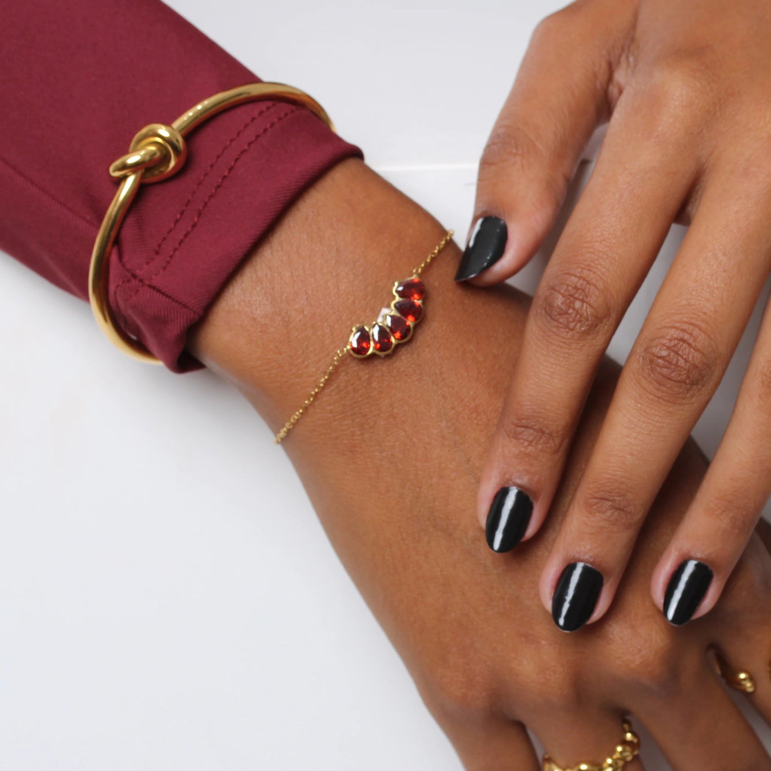 Pulseira Cherry - Banho em Ouro 18K