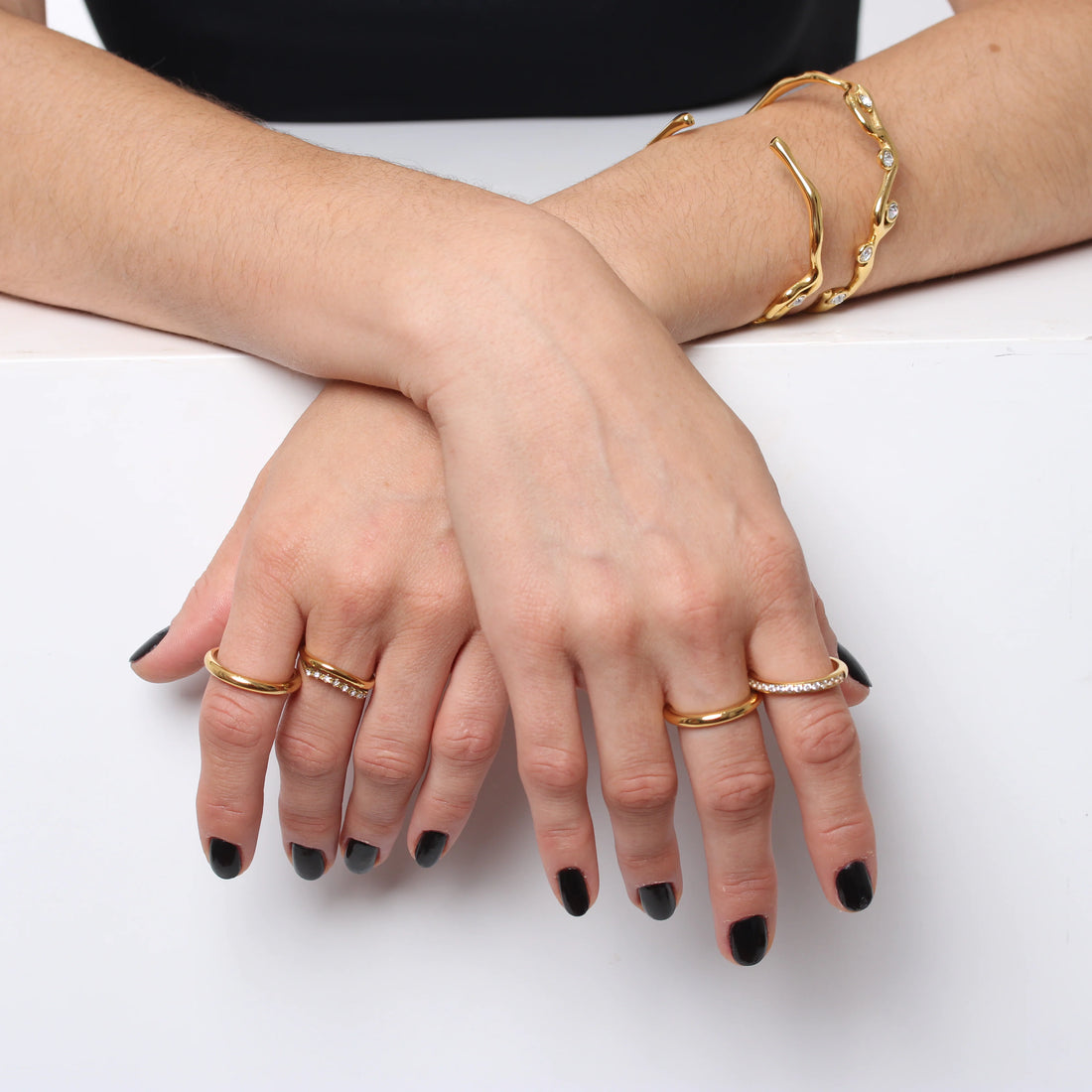 Anel Sparkly Ties - Banho em Ouro 18K