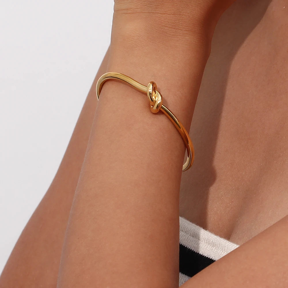 Bracelete Double Knot - Banho em Ouro 18K