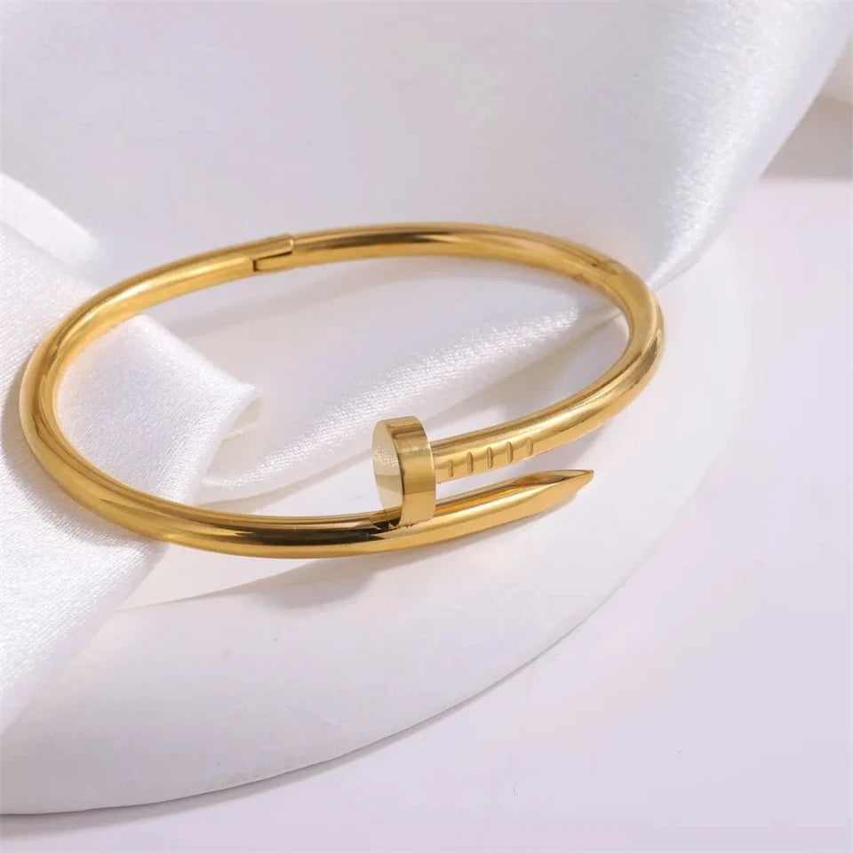 Bracelete Clou Cart. Prego - Banho em Ouro 18K