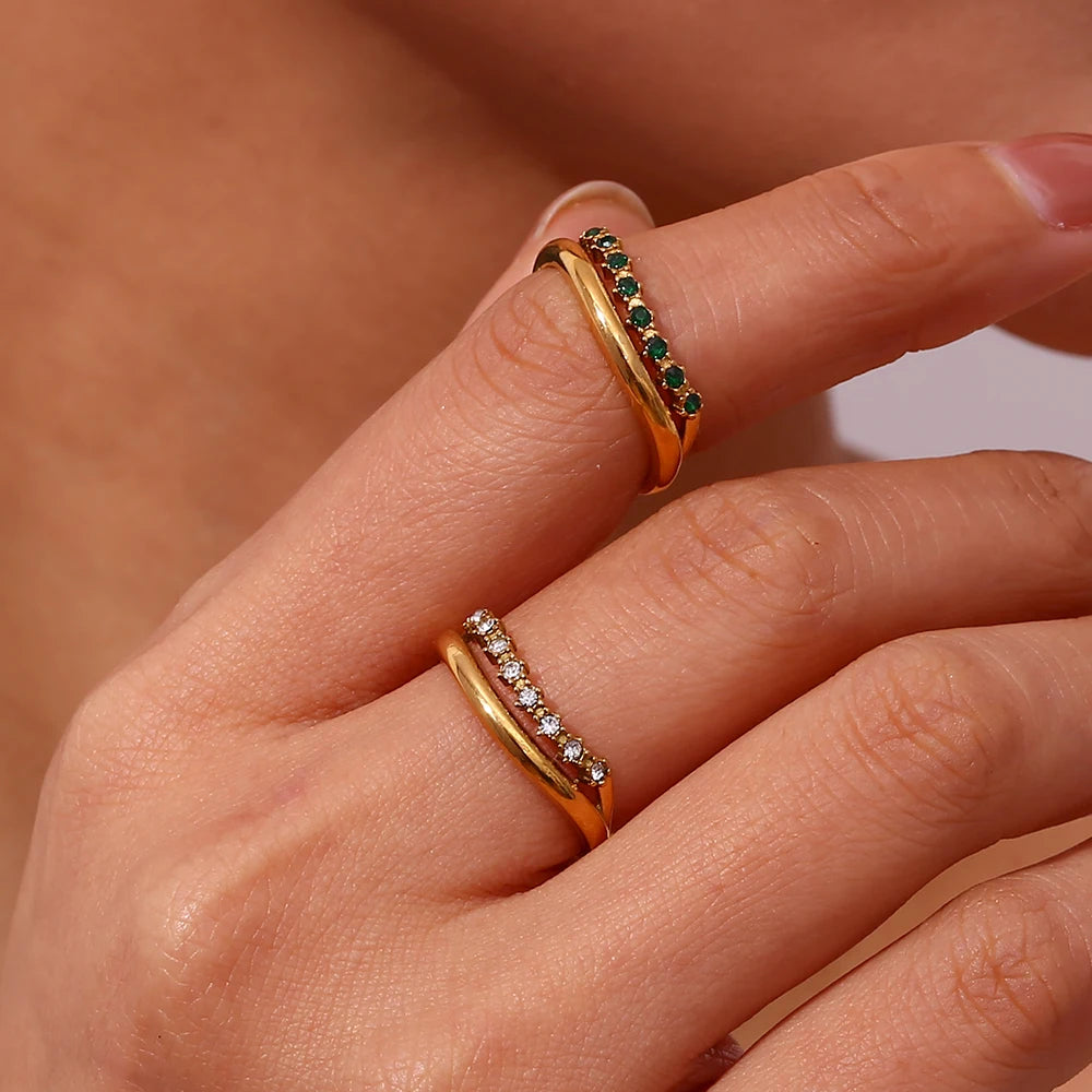 Anel Curvy Stones - Banho em Ouro 18K